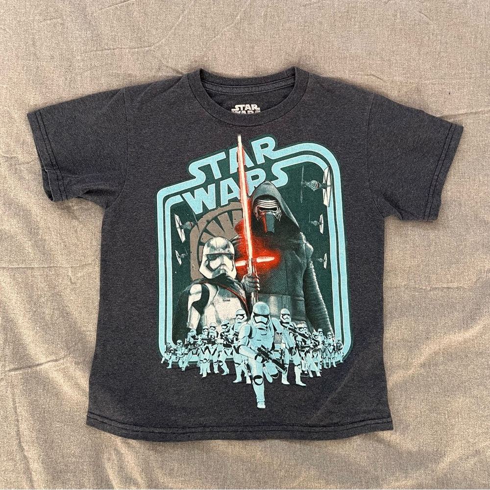 Star Wars Graphic Tee Size 7 Small.